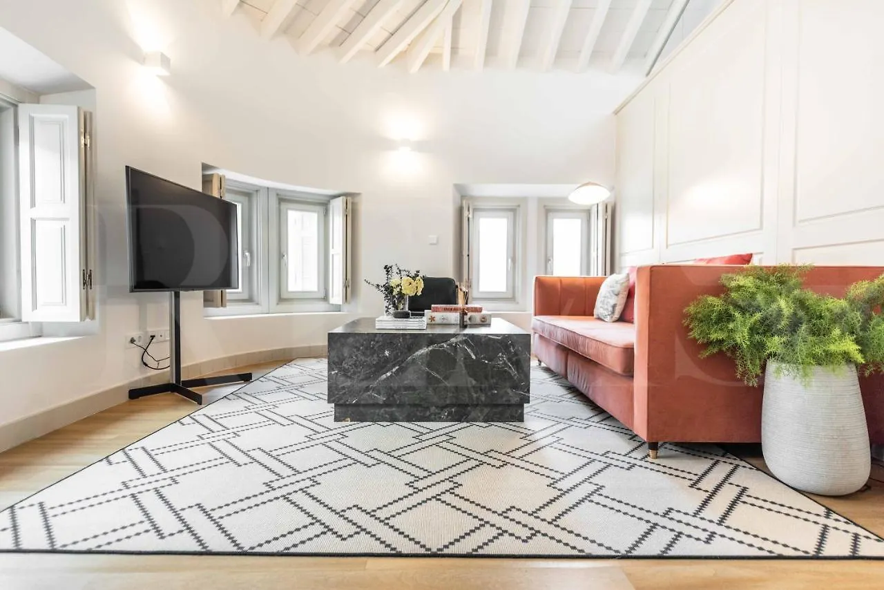 Apartment Penthouse With Private Rooftop In The Heart Of Malaga By Rems